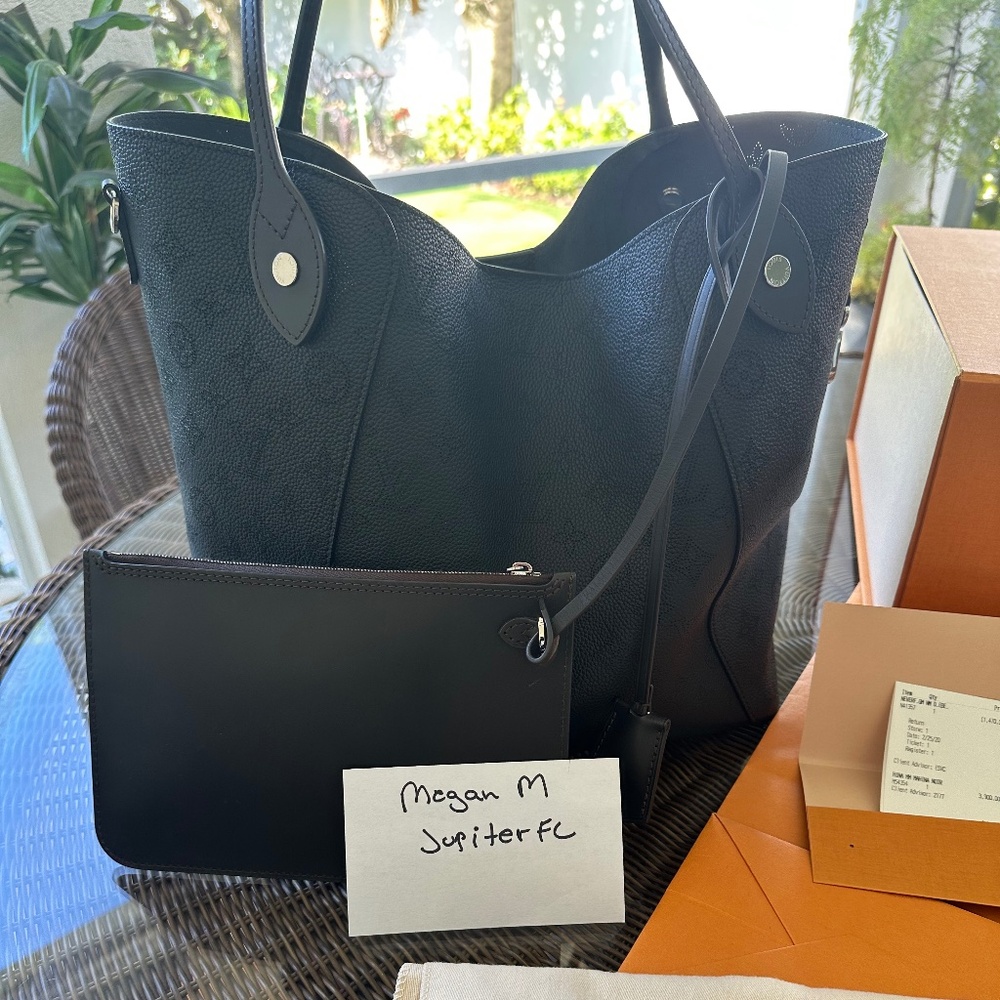 Louis Vuitton Mahina  Hina Tote Black MM with Pouch full set